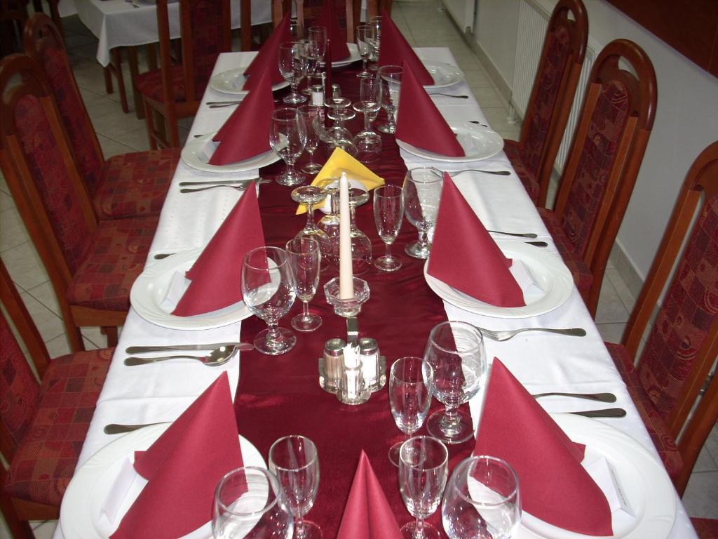 Hotel Kristaly Hajdúszoboszló Εξωτερικό φωτογραφία