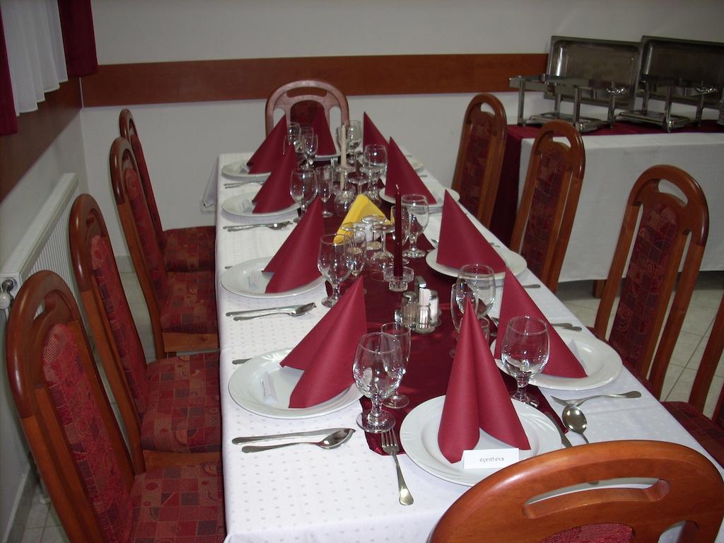 Hotel Kristaly Hajdúszoboszló Εξωτερικό φωτογραφία
